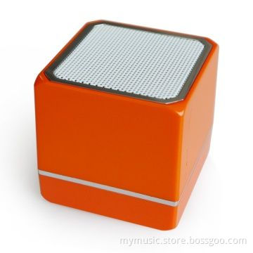 High Quality Wireless Bluetooth Speaker with Powerful Crystal-clear Heavy Bass and 2.5W Output Power
